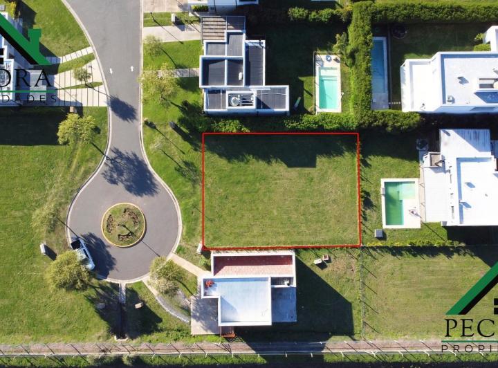 Terreno · 533m²