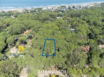 Terreno · 988m² · Venta - Lote de 988 m² en Cariló - Divisadero