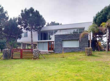 Casa · 450m² · 7 Ambientes · 2 Cocheras · Casa 7 Ambientes en Venta en Pinamar - La Herradura