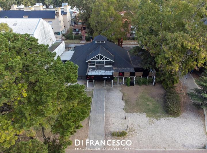 Local comercial · 543m²