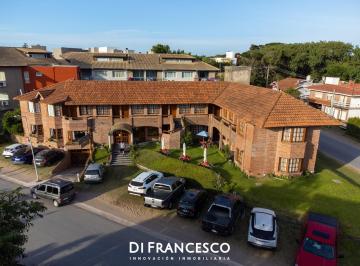 Hotel · 625m² · 25 Ambientes · 15 Cocheras · Hotel en Venta Excelente Esquina Comercial a Pasos del Mar Pinamar con Potencialidad Constructiva