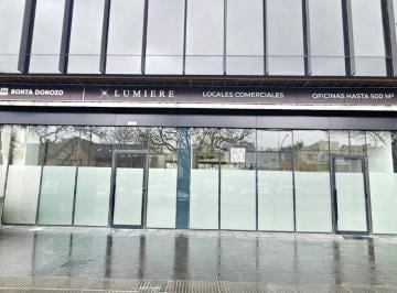 Local comercial , Vicente López · Av del Libertador Al 2200 - Vicente López / Olivos - Excelente Local a Estrenar en Alquiler