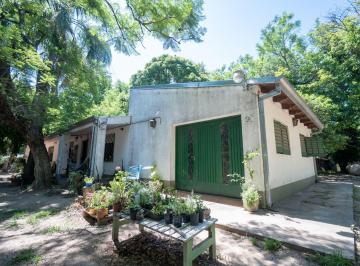 Casa · 160m² · 5 Ambientes · 1 Cochera · Casa 3 Dorm. en Rincón