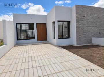 Casa · 136m² · 6 Ambientes · Dúplex en Planta Baja en Colinas de Manantiales - con Losa Radiante, Gran Oportunidad!