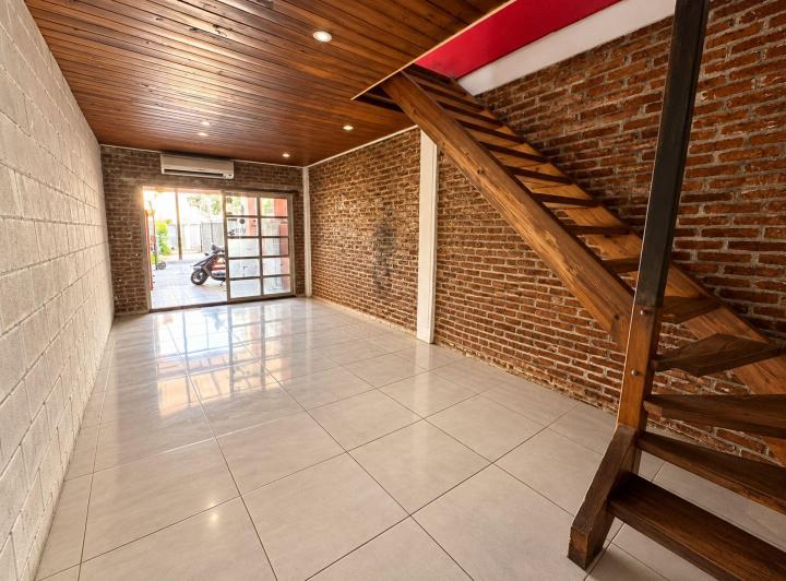 Casa · 130m² · 3 Ambientes
