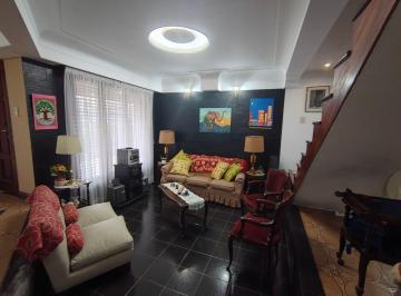 Casa · 252m² · 4 Ambientes · 1 Cochera · Venta Casa 4 Amb C Quincho Colinas Peralta Ramos