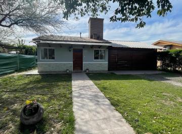 Casa de 4 ambientes, Almafuerte · Alquilo Casa en Barrio Pinares, Almafuerte