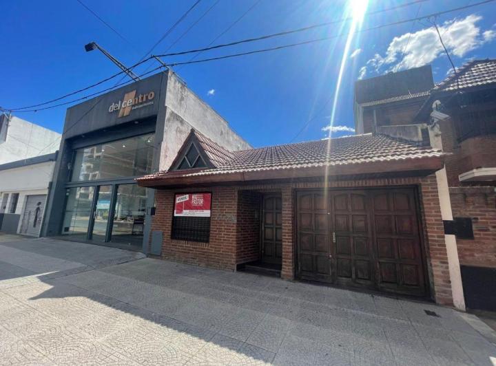 Casa · 287m² · 5 Ambientes · 3 Cocheras
