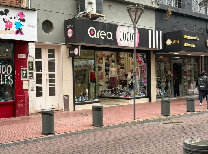 Local comercial · 230m²