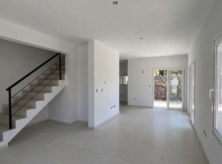 Casa · 110m² · 4 Ambientes · 1 Cochera