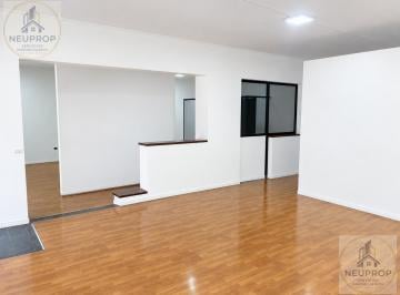 Local comercial · 100m² · 3 Ambientes · Local Centro en Alquiler