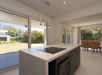 Casa · 168m² · 5 Ambientes · 2 Cocheras · Venta Casa 5 Amb en Sofitel Cardales Country Club