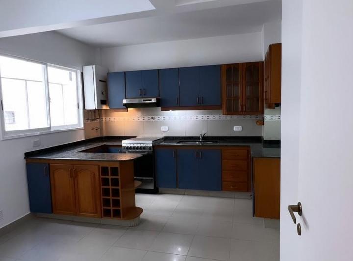 Departamento · 70m² · 4 Ambientes · 1 Cochera