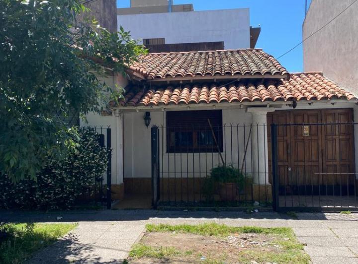 Casa · 3 Ambientes · 1 Cochera