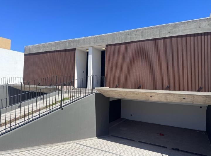PH · 139m² · 4 Ambientes · 2 Cocheras