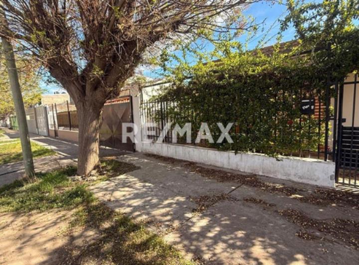 Casa · 97m² · 3 Ambientes · 1 Cochera