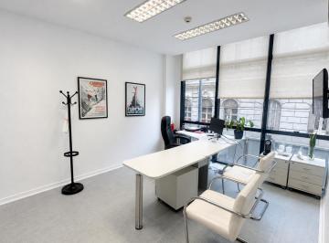 Oficina comercial · 250m² · 4 Ambientes · Excelente Oficina de 250 m². Sobre Parana. Recoleta!