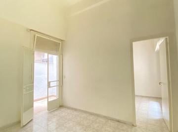 Departamento · 41m² · 2 Ambientes · Luminoso 2 Ambientes en Pb con Patio – Expensas Bajas