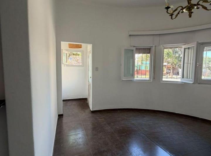 Casa · 80m² · 2 Dormitorios