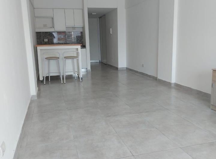 Oficinas en alquiler — RealXpertAI