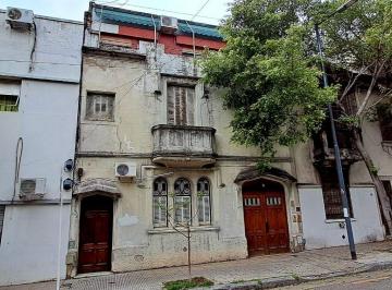PH de 3 ambientes, Parque Patricios · PH en Venta con 2 Dorm. y Balcón en Parque Patricios