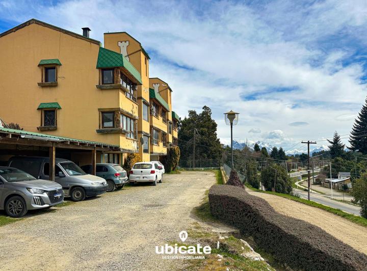 Hotel · 379m² · 14 Ambientes · 8 Cocheras