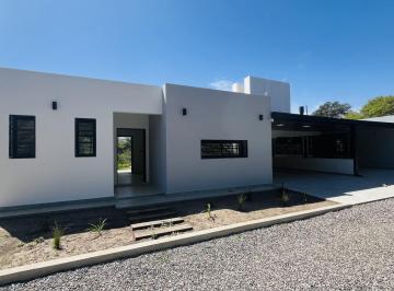PH · 165m² · 5 Ambientes · 1 Cochera · Villa Warcalde, Zona Norte Casa en Venta Una Planta en Housing 3 Dorm. a Estrenar