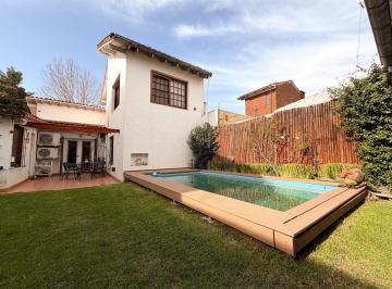 Casa · 160m² · 6 Ambientes · Casa en Venta San Fernando ¡Excelente Ubicación!