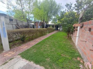 Casa · 130m² · 5 Ambientes · 3 Cocheras · Venta Casa Multifamiliar 4 Ambientes Derqui Pilar