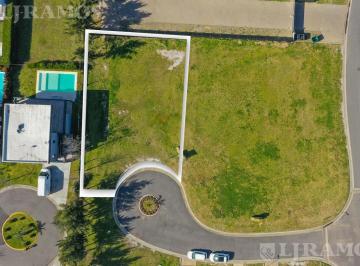 Terreno · 562m² · Lote Interno de 562 m² - con Amarra - en Venta en El Canal - Villanueva