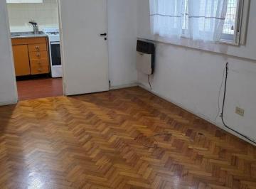 Departamento de 2 ambientes, Caballito · 2 Ambientes Lateral, 10º Piso con Balcón y Lavadero