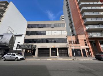 Edificio · 996m² · 100 Cocheras · Edificio Comercial de Oficinas y Cocheras. Avellaneda Centro
