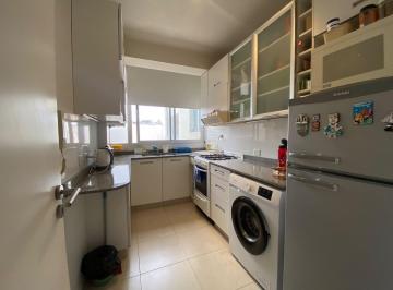 Departamento · 65m² · 4 Ambientes · 1 Cochera · Venta Departamento 4 Ambientes con Balcón en Caballito