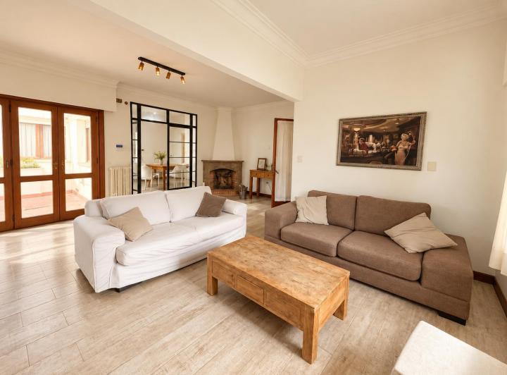 Casa · 151m² · 5 Ambientes · 1 Cochera