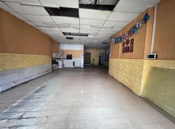 Local comercial · 120m² · 1 Ambiente · Local en Alquiler Sobre Av Cordoba