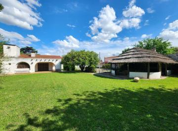 Casa · 384m² · 6 Ambientes · 3 Cocheras · Venta Casa Quinta a Refaccionar Adolfo Sourdeaux