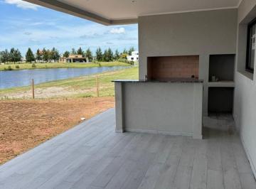 Casa · 160m² · 5 Ambientes · 1 Cochera · Casa en Venta en Naudir Delta, Belen de Escobar, Escobar