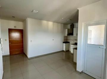 Departamento · 105m² · 3 Ambientes · 1 Cochera · Amplio Departamento en Alquiler