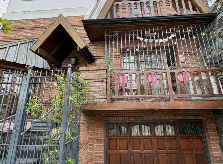 Casa · 156m² · 5 Ambientes · 1 Cochera