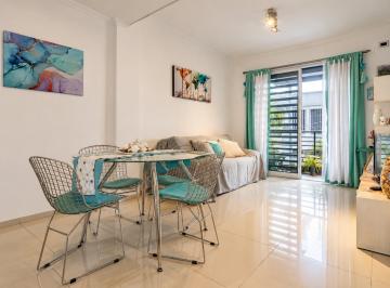 Departamento · 51m² · 3 Ambientes · Departamento en Venta en Monte Castro