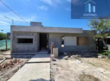 Casa · 150m² · 4 Ambientes · Propiedad a La Venta Villa Catalina