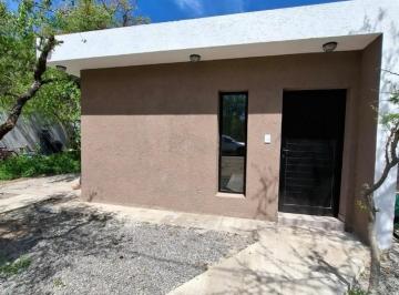 Casa · 99m² · 3 Ambientes · 1 Cochera · Venta de Casa Villa Catalina a Estrenar!