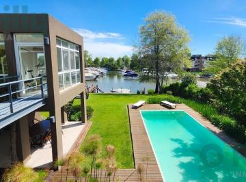 Casa · 480m² · 9 Ambientes · 4 Cocheras · Casa en Alquiler Al Rio, 4 Dorm.. Barrio Santa Maria de Tigre