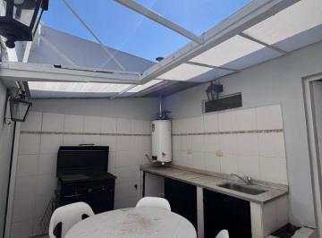 Departamento de 3 ambientes, Avellaneda · Departamento de 60 m² con 2 Dorm. en Alquiler en Wilde