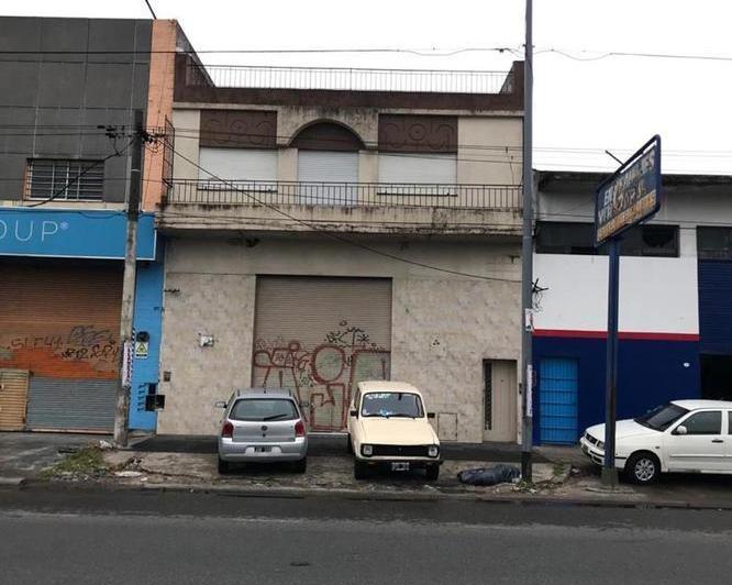 Local comercial · 383m²