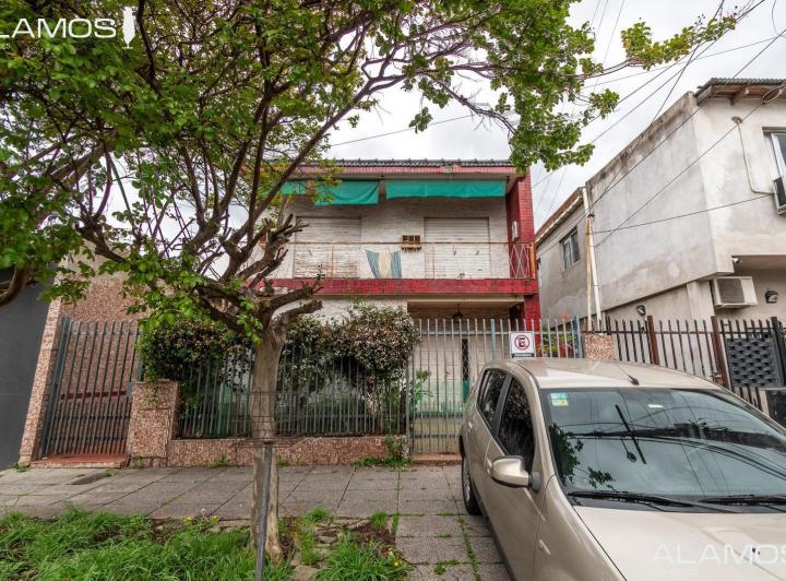 Casa · 157m² · 4 Ambientes · 1 Cochera