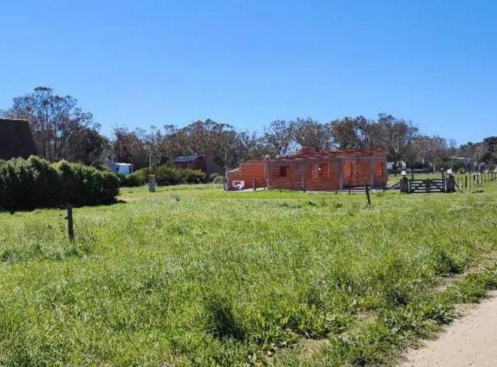 Terreno · 300m²