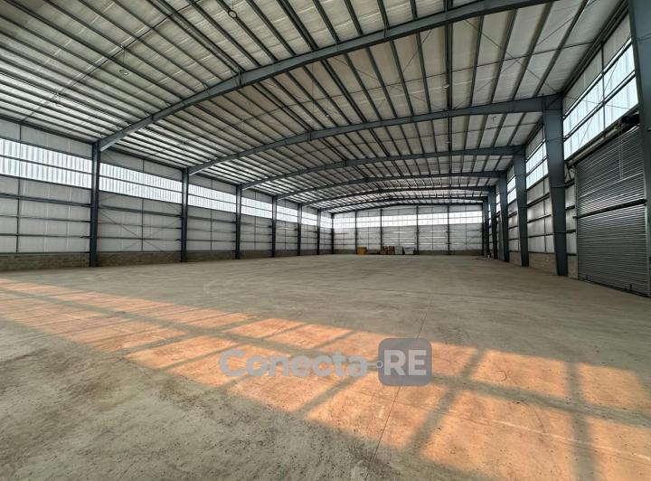 Depósito · 2000m²