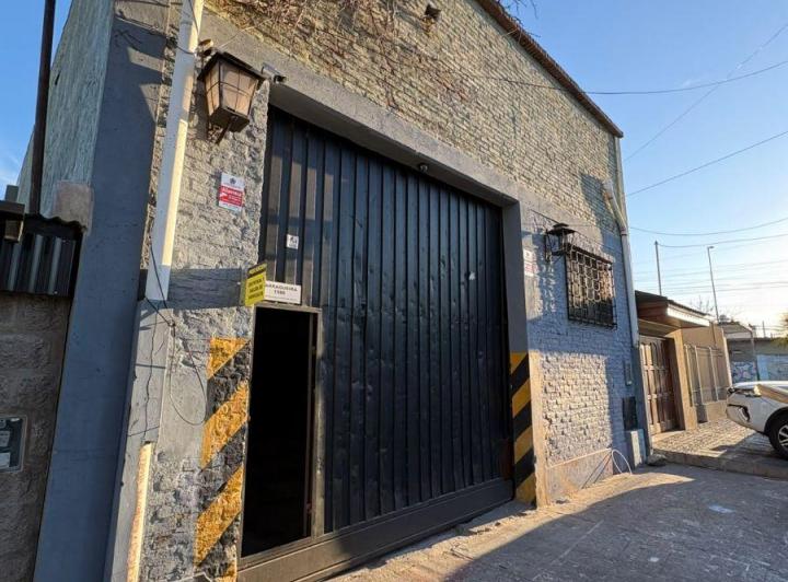 Bodega-Galpón · 164m²