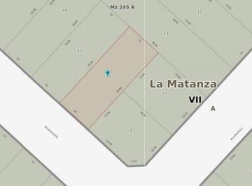 Casa · 70m² · 3 Ambientes · 2 Cocheras · Casa de 3 Ambientes con Amplio Parque y Entrada Para Varios Autos